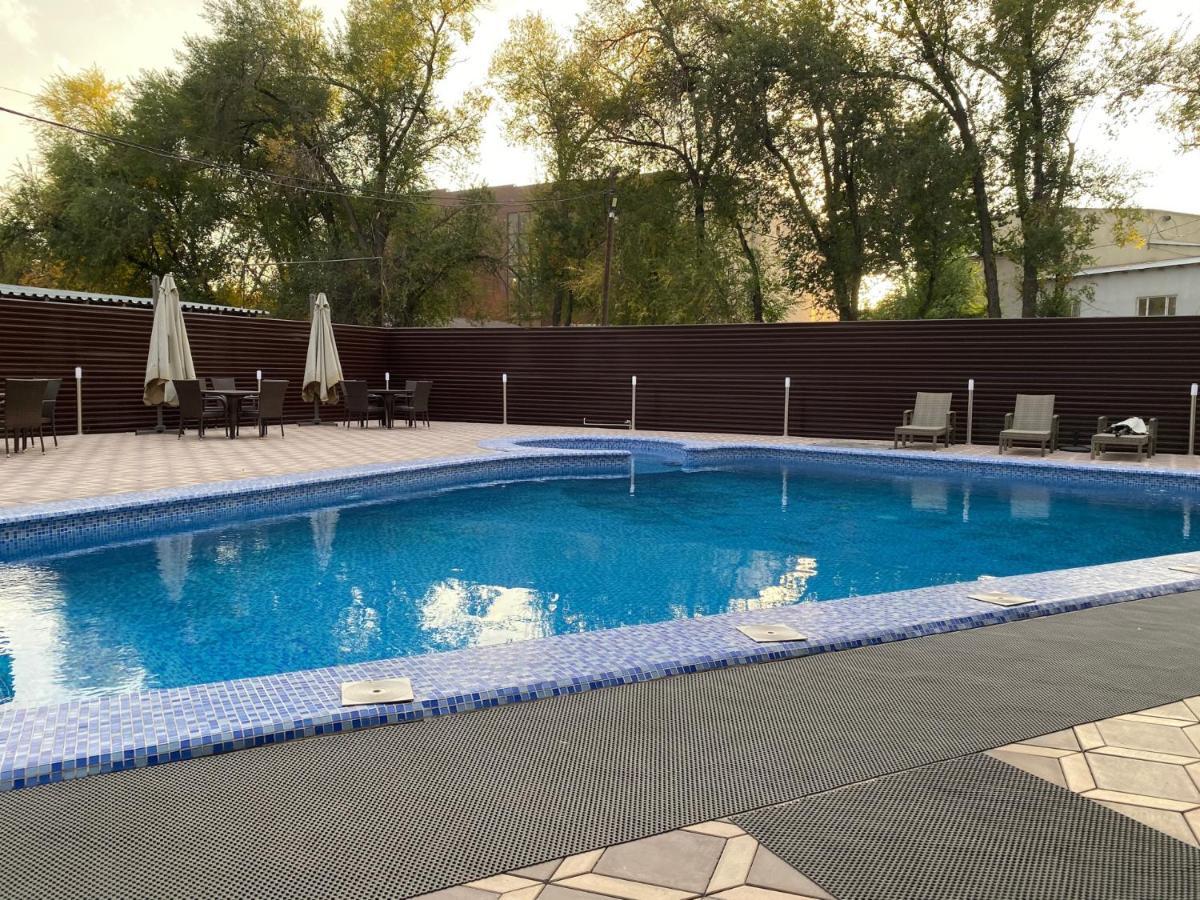 Barhat Hotel & Spa Тараз Екстер'єр фото